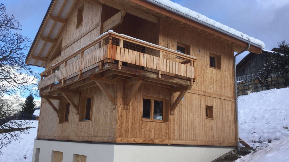 Les Avanchers-Valmorel Ski Chalet | Large chalet with sauna and Scandinavian bath