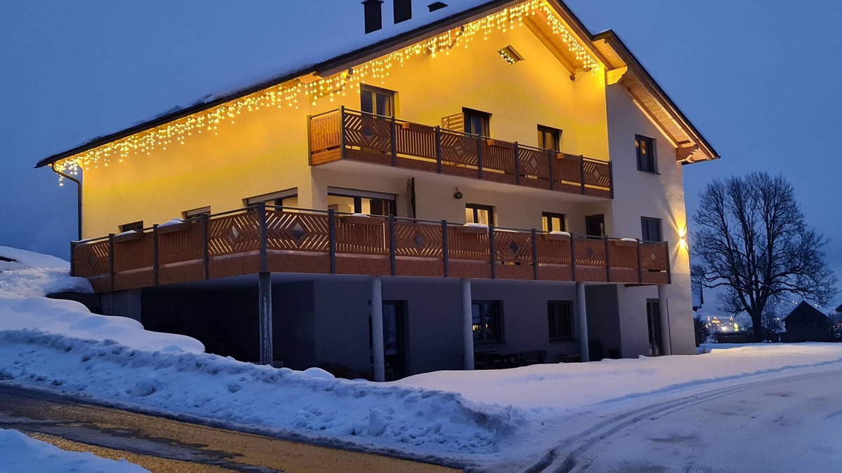 Gosau Ski Chalet | Large Chalet over 2 floors, fantastic views of the montains.