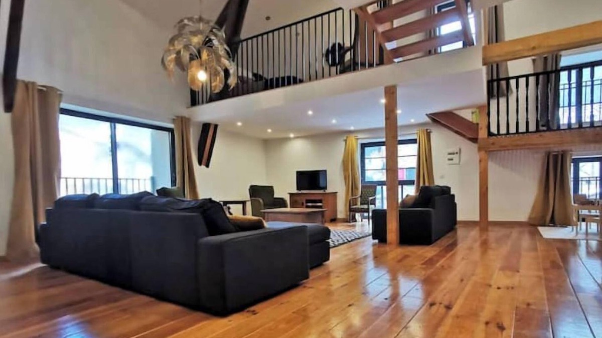 Blesle House | Large, charming family home in the beautiful Auvergne village of Blesle