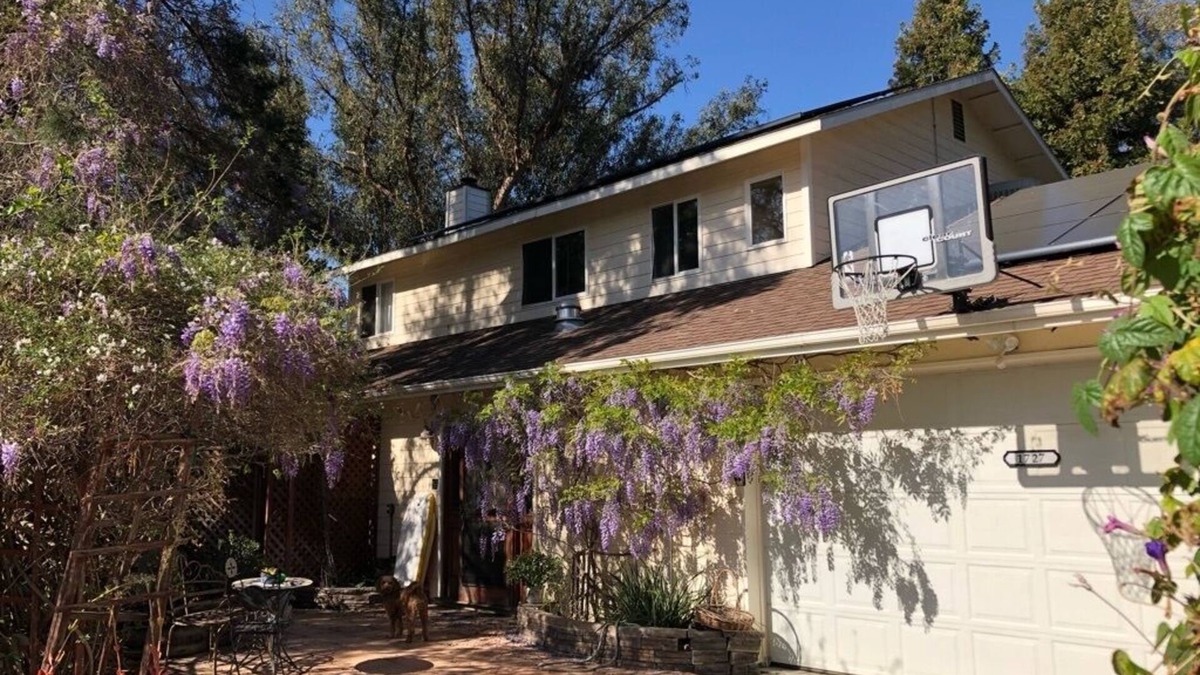 Sylvia Park House | Large Comfy Topanga Canyon Family Getaway near State Park and Pacific Ocean
