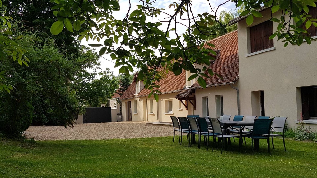 Selles-sur-Cher House | Large country cottage ideal for families or friends near Beauval Zoo