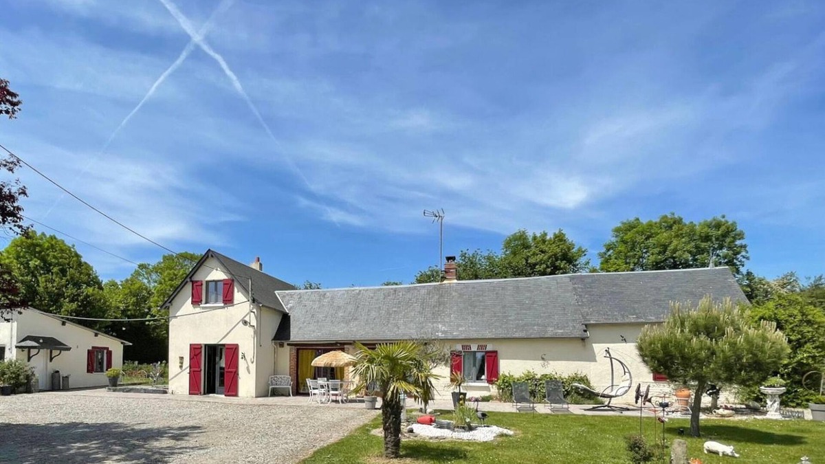 La Gonfriere Cottage | Large country house with WIFI, pets allowed