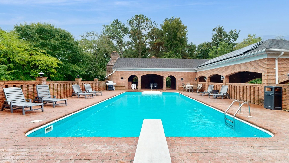 Berlin House | Large estate & cottage with private pool, firepits, & game room