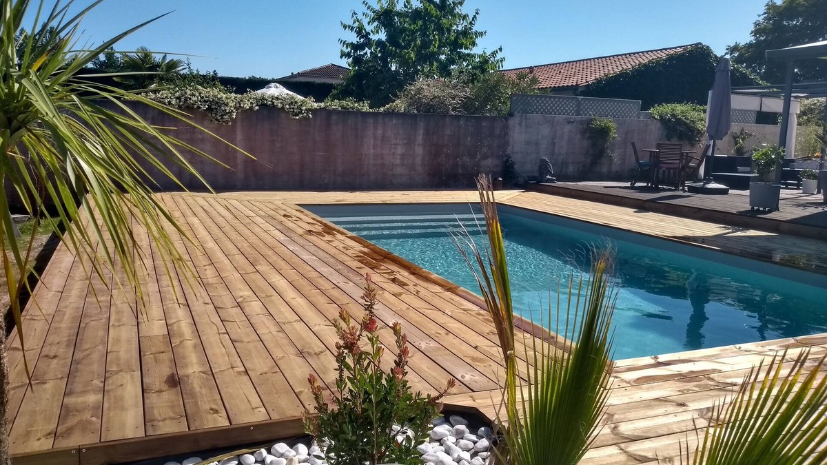 Saint-Medard-en-Jalles House | Large family home with heated pool between Bordeaux and the ocean.