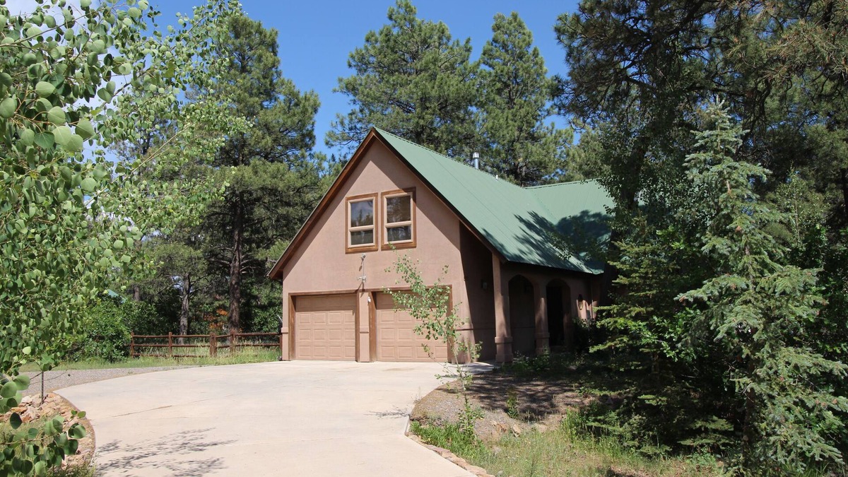 Twin Creek Village House | Large Family Friendly home in quiet forested neighborhood with sauna & hot tub.