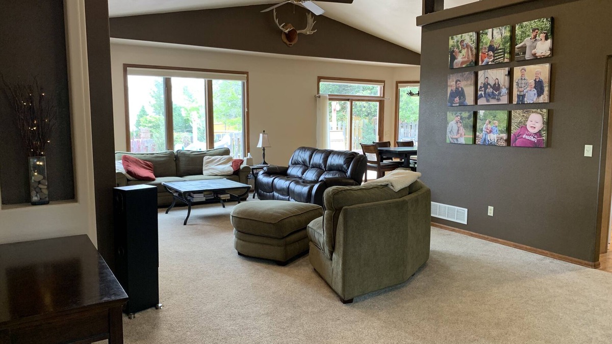 Rockrimmon House | Large Family Home Centrally Located great for USAFA events
