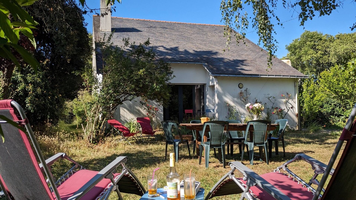 Quimiac House | Large family home, between beaches and marshes.