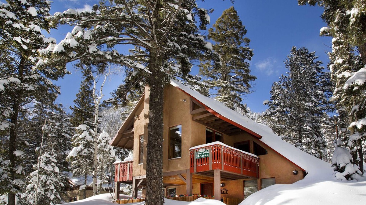 Taos Ski Valley House | Large Family Home in Taos Ski Valley - 5 Minutes to the Resort