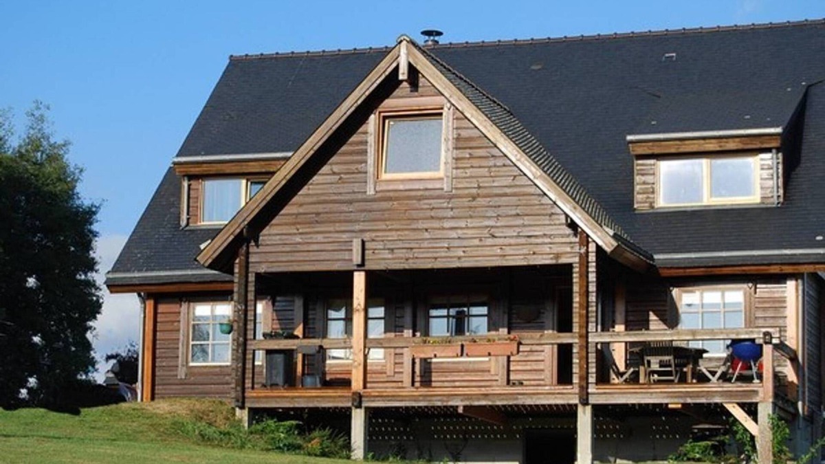 Pont-de-Buis-les-Quimerch House | Large chalet, ideal for 1 or 2 families