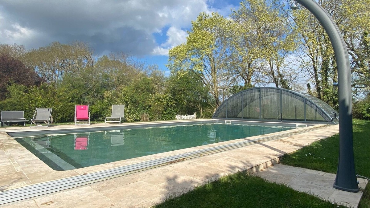 Saint-Barthelemy-d'Anjou Villa | Large estate with heated pool 10 min from Angers