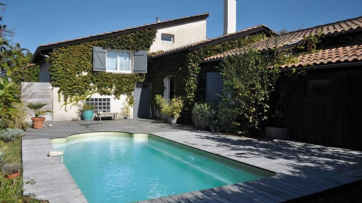 Saint-Caprais-de-Bordeaux House | Large house with swimming pool in Gironde near Bordeaux