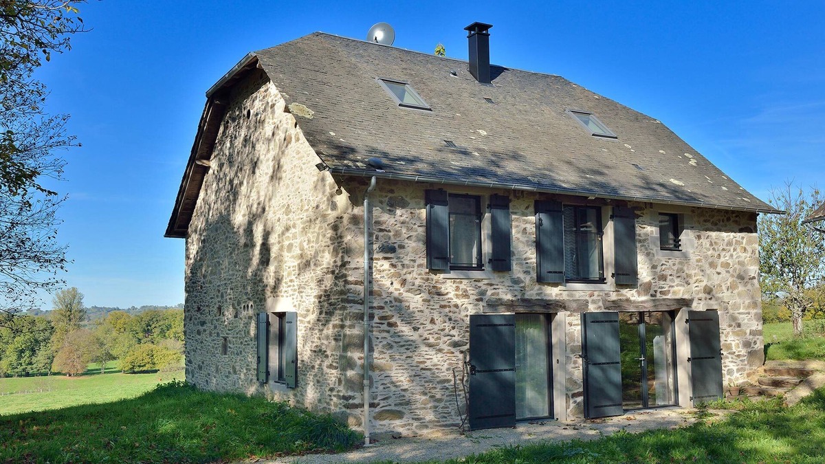 Saint-Germain-les-Vergnes House | Large capacity cottage, dare calm and change of scenery in Corrèze