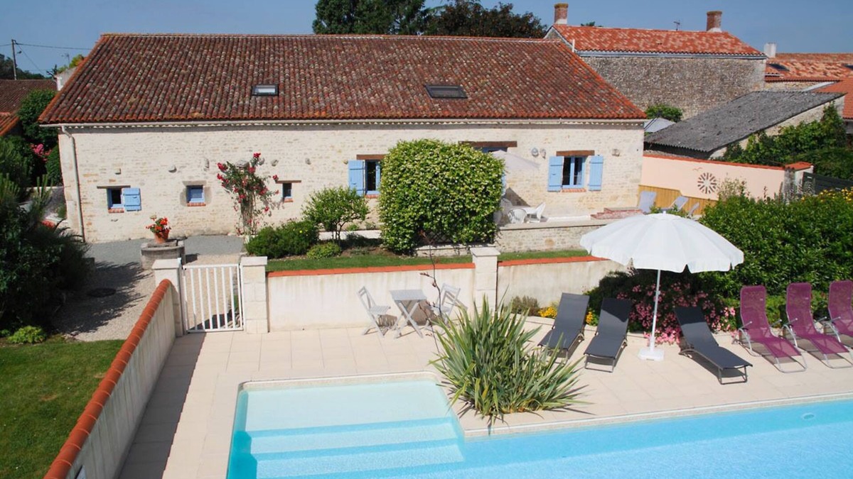 Corpe Cottage | Large gîte for up to 7 people, with swimming pool