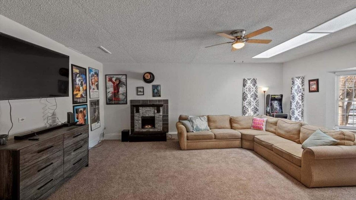 West Kissimmee House | Large Groups Spacious Home!