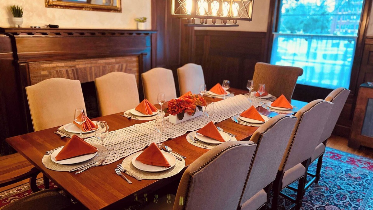 West End House | Large Historic Home for Holiday Hosting