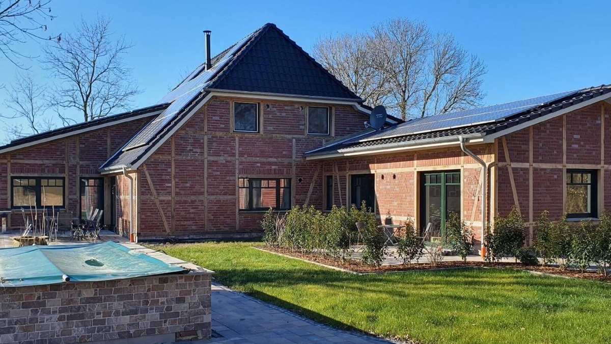 Sillens Apartment | Large holiday flat in Sillens with large terrace