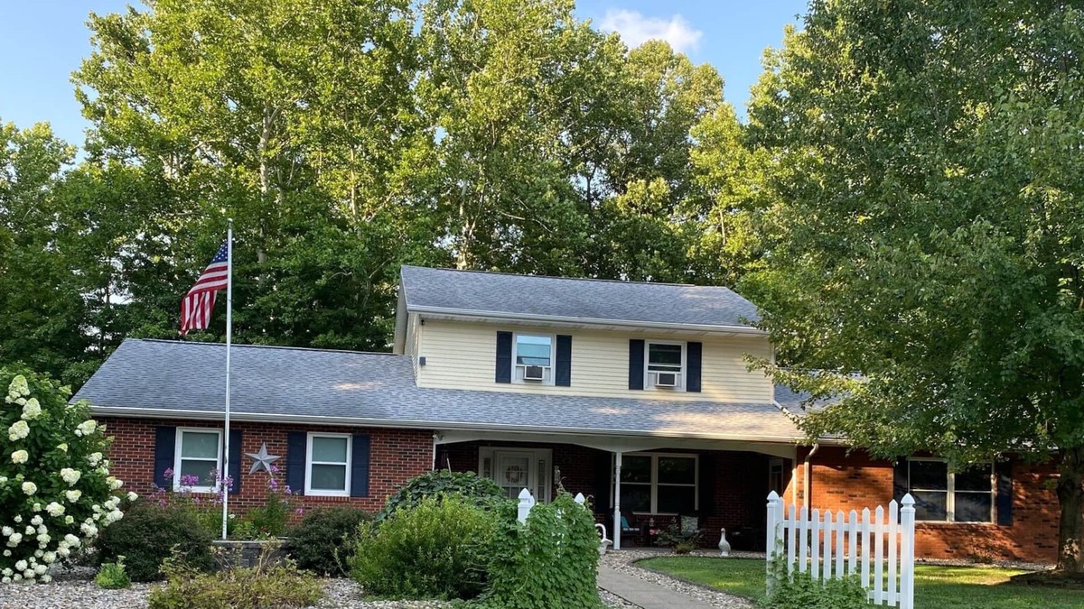 Stockport House | Large Home in Southeast, Ohio
