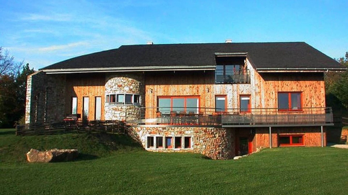 Ovifat Villa | Large Home with Sauna, Ovifat