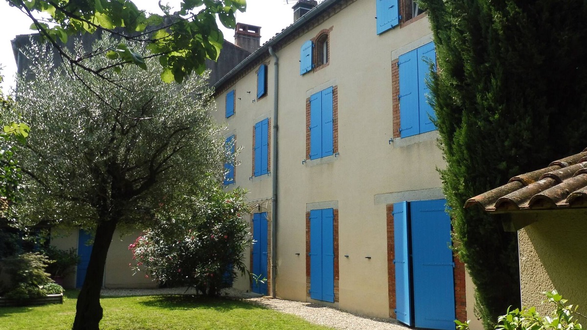 Labruguiere House | Large house of 300 m2 at the foot of the Montagne Noire.