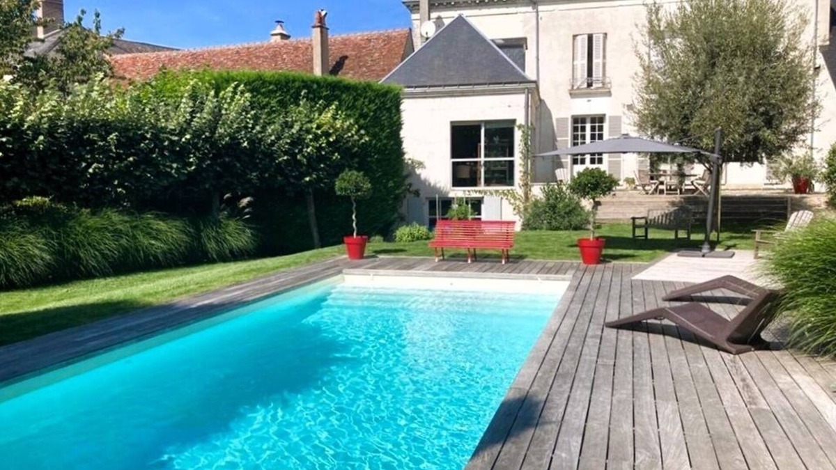 Saint-Avertin House | Large house with swimming pool on the banks of the Cher