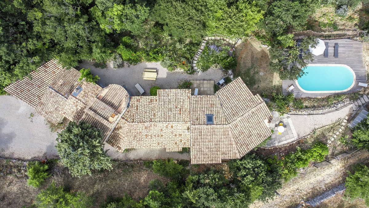 Sault House | Large house with swimming pool and magnificent view of Mont Ventoux