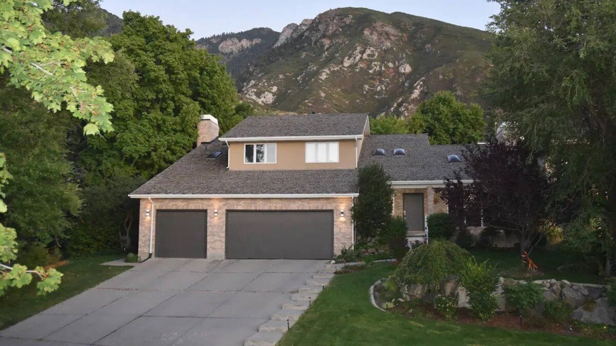 Cottonwood Heights House | Large Luxurious Ski Retreat in Incredible Location
