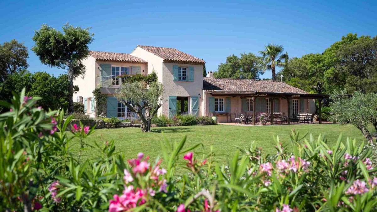 La Mole Villa | Large luxury 8 bedroom Villa rental near Saint-Tropez, France