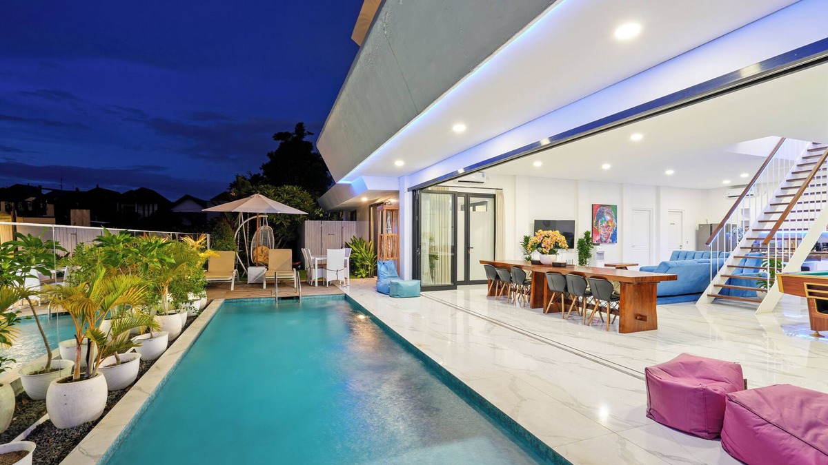 Seminyak Villa | Large Luxury Modern Mansion Sleeps up to 50