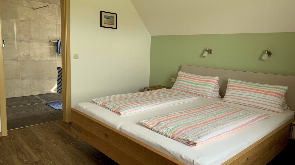 Graefensteinberg Apartment | Large modern 4 star apartment, high terrace, between Altmühl- and Brombachsee