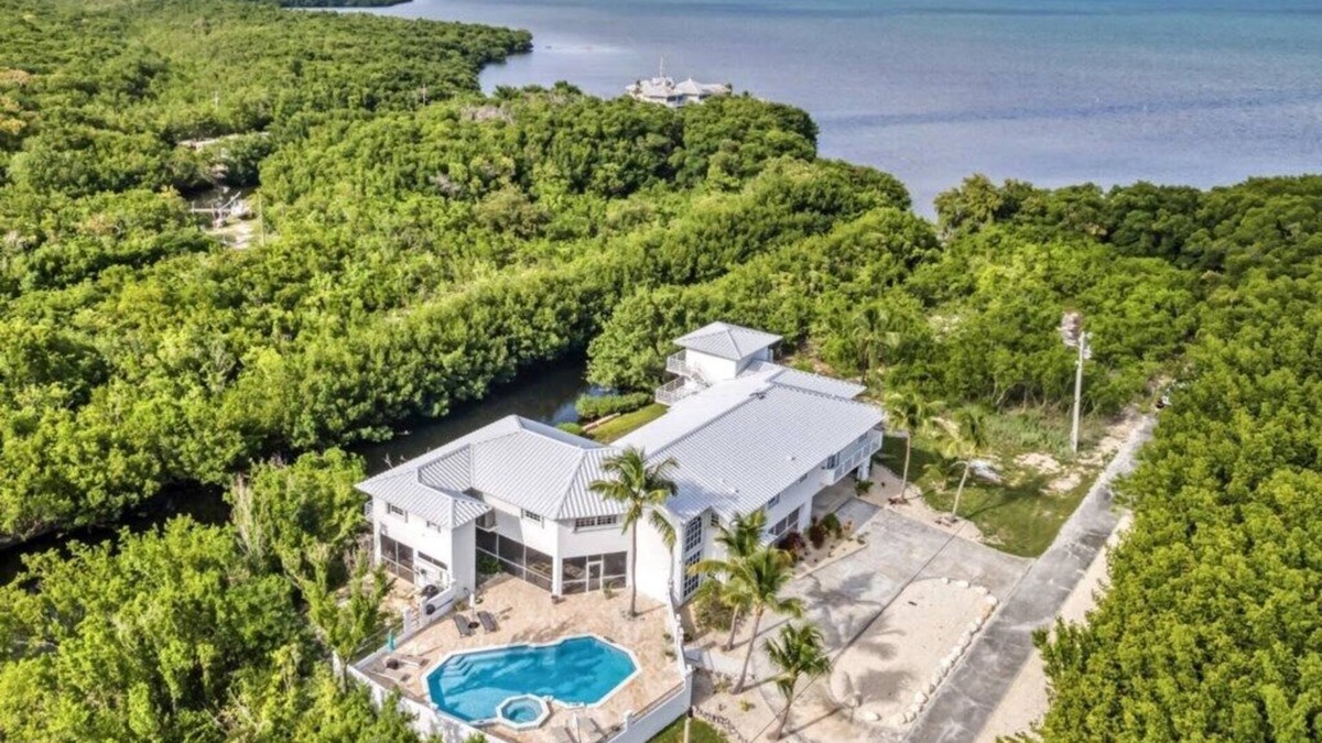Key Largo House | Large Oceanfront Private Oasis perfect for a Wedding, Family or Corporate Event