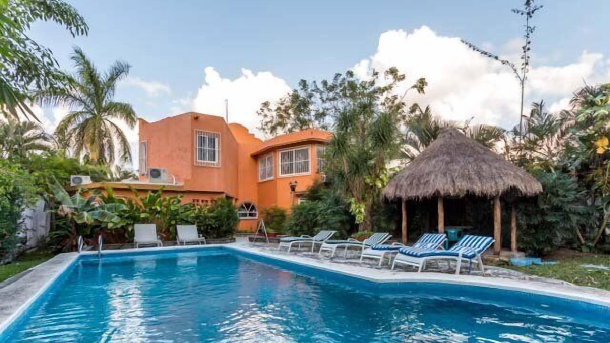 Colonia Andres House | Large Pool and Yard, Central Location, Corpus Christi Neighborhood