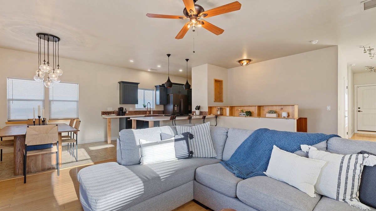 Jerome House | Large Private Home in Jerome, AZ w/Full Kitchen