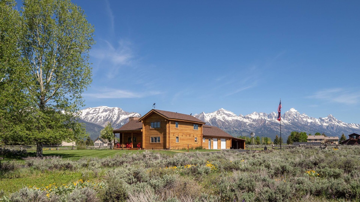 Dornogovi House | Large private home near Grand Teton National Park