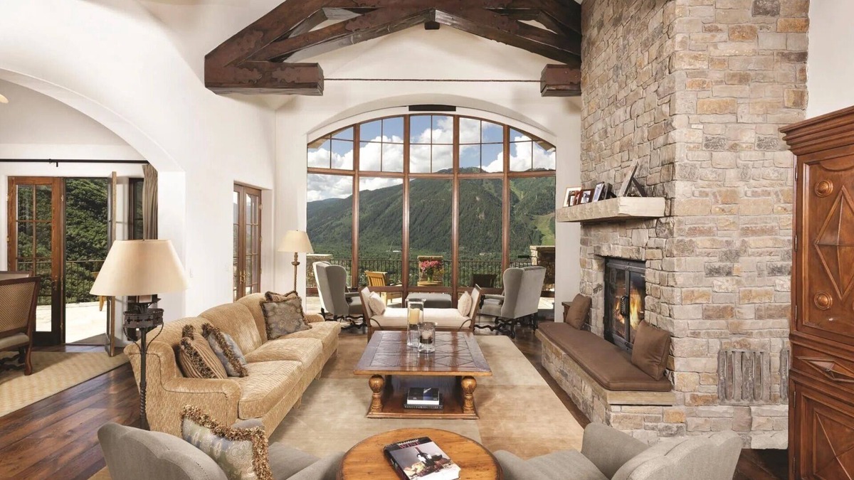 Red Mountain House | Large Red Mountain Estate with 6 Bedrooms and expansive views
