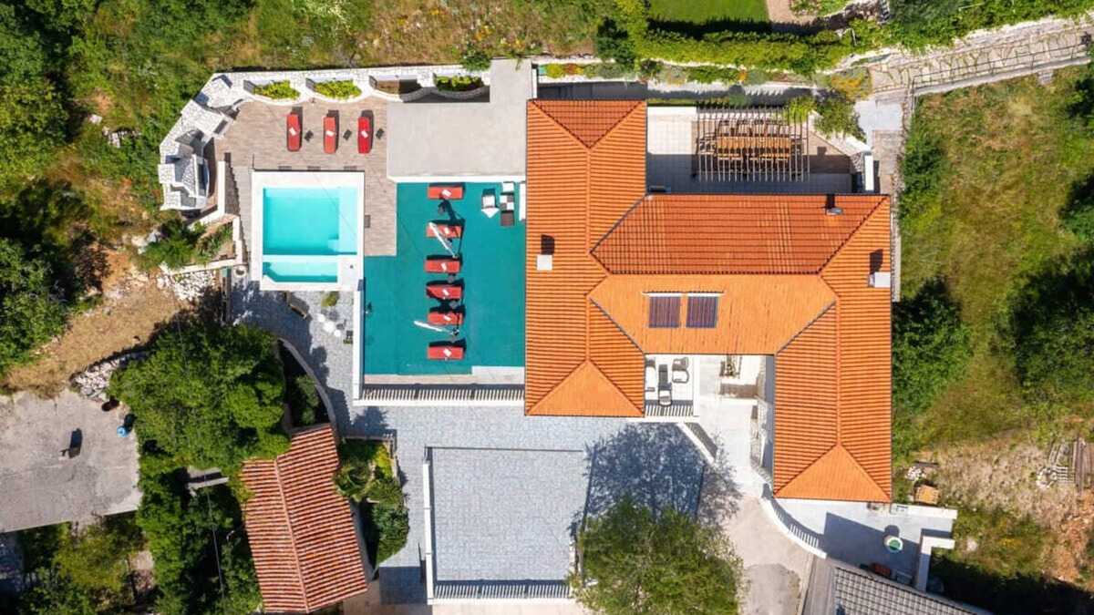 Vinodolska opcina Villa | large stately villa with wellness and heated infinity pool