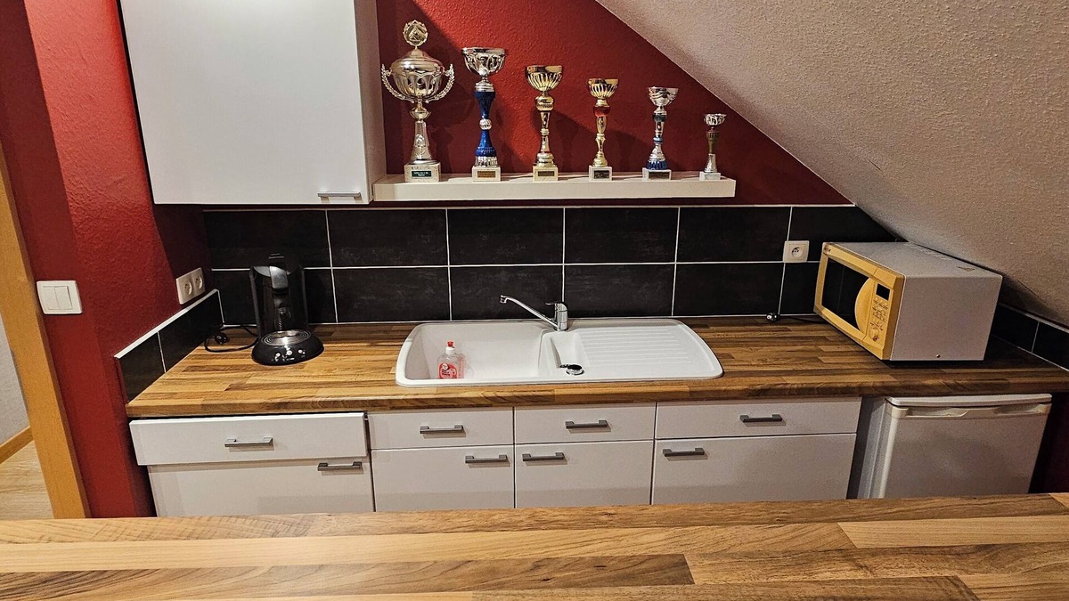 Herrlisheim House | Large studio in village house