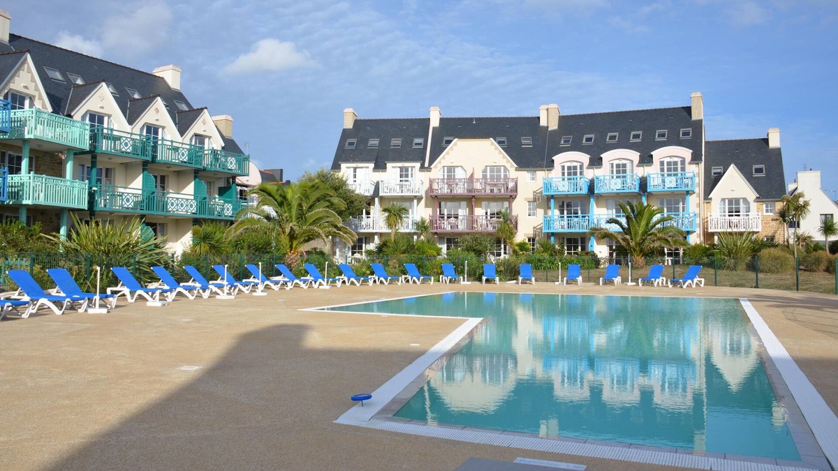 Guilvinec Apartment | LARGE T4 3 * SEA VIEW ENTIRELY EQUIPPED - SEASIDE - SWIMMING POOL SECURE