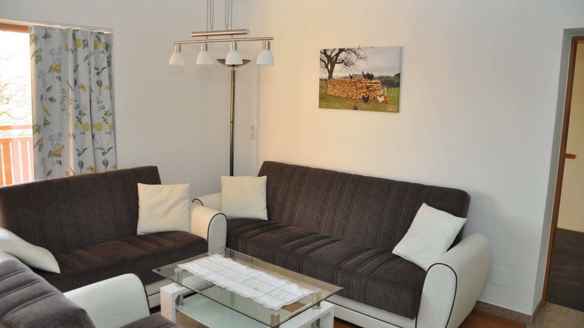 Ertl Apartment | Large vacation apartment (150sqm) with balcony for up to 6 people