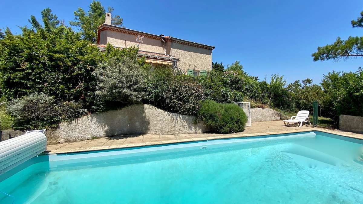 Toulaud House | Large Villa 6 people with swimming pool and green surroundings