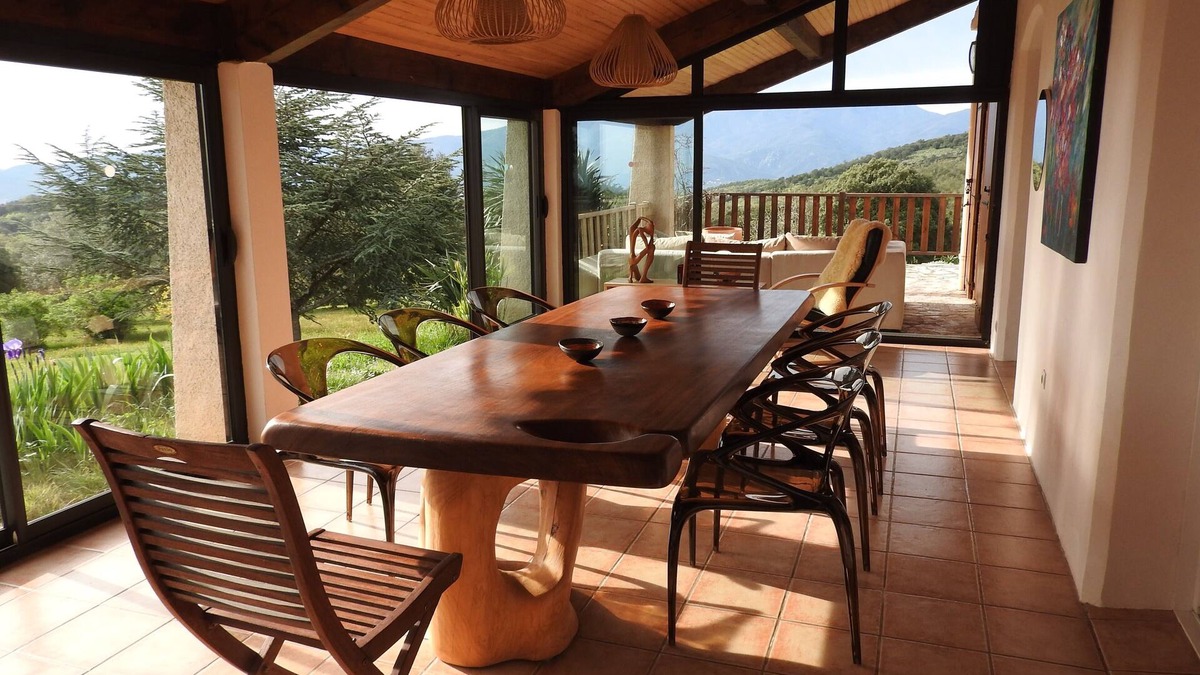 Llauro House | Large villa, 7 people, 4 bedrooms, very quiet, swimming pool, sea and mountain views