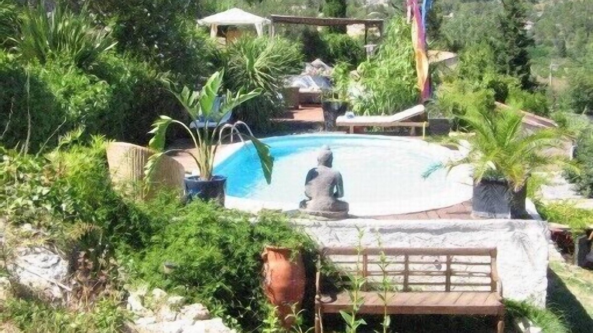 Belgentier Villa | Large villa in the middle of lush vegetation
