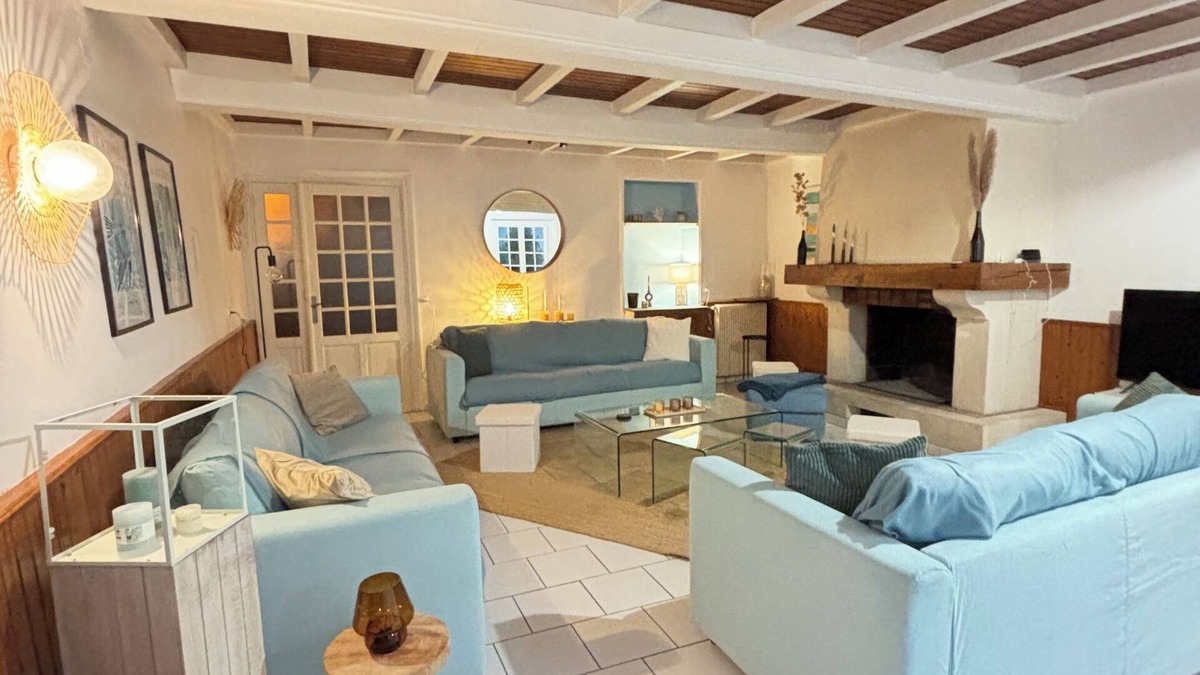 Amfreville House | Large villa la Vacancière 22p 7 mins drive from the beach