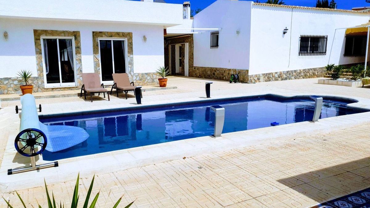 Los Banos de Fortuna Villa | Large Villa walking distance to Fortuna (20 mins) and Los Baños de Fortuna