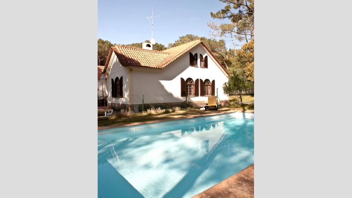 Mucifal House | Large villa with pool - the space and tranquility you wish for your vacation!