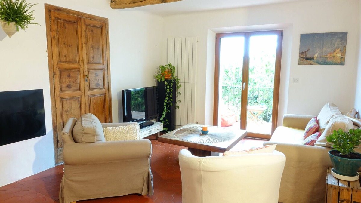 Greolieres House | Large village house 200 m² quiet, comfortable