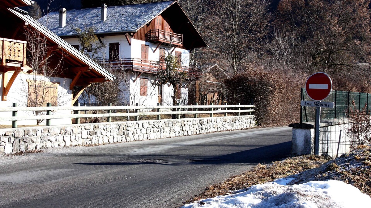 Samoens Ski Chalet | Large well equipped chalet, near the shuttles and the center of the village
