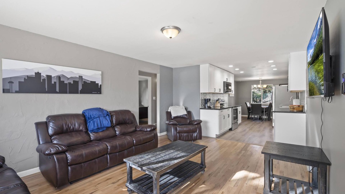 Bel Aire Apartment | Large Wheat Ridge Home - 11 Beds + 2 Livingrooms