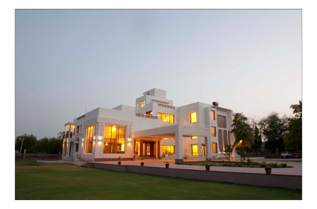 Barli Resort | Lariya Resort