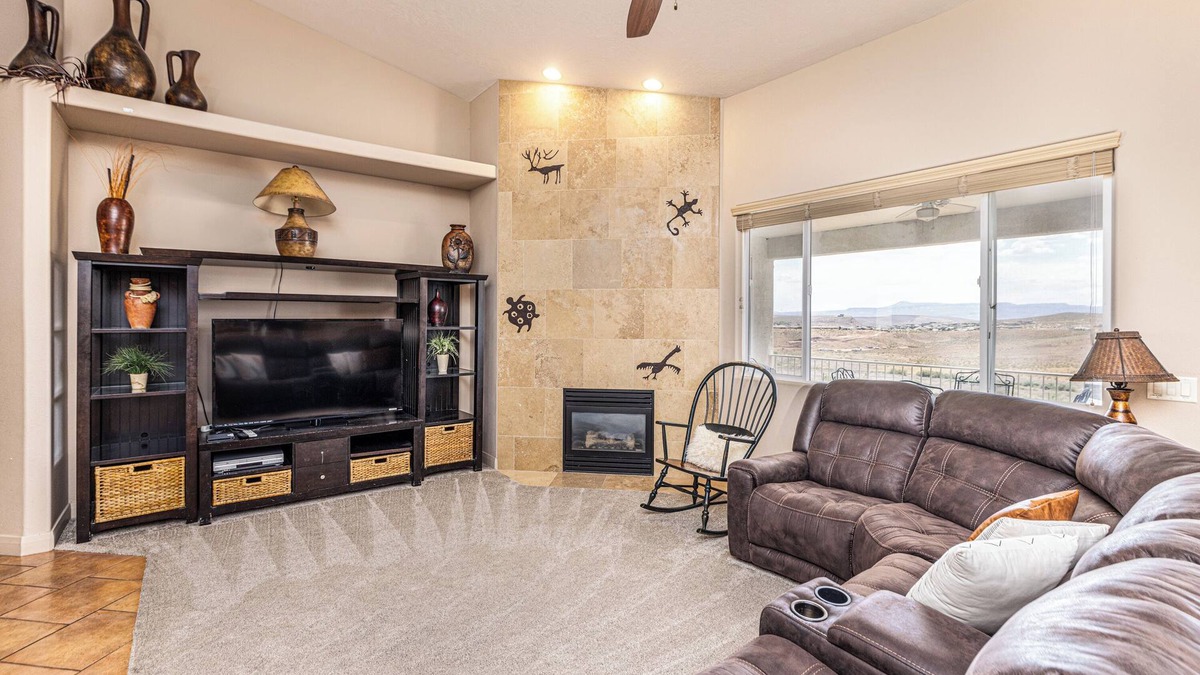 St. George Condo | Las Palmas All Inclusive Amenities Resort | Newest Building | Very Nice | Sleeps 12 | 2116