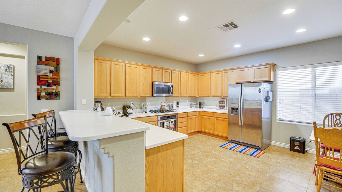 Silverstone Ranch House | Las Vegas Retreat w/Gas Grill & Mountain Views!